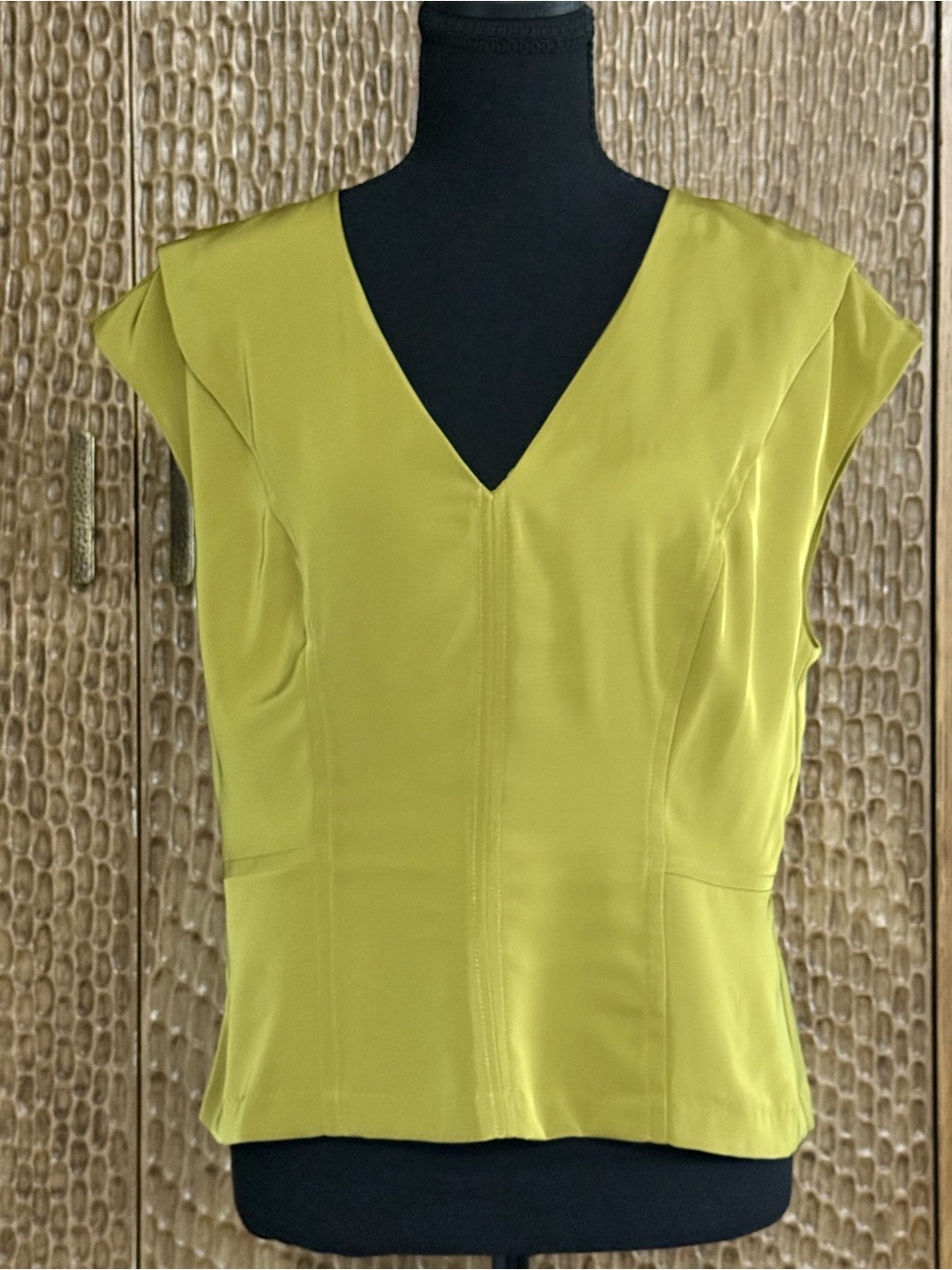 NWT Banana Republic Chartreuse V-Neck Cap Sleeve Top